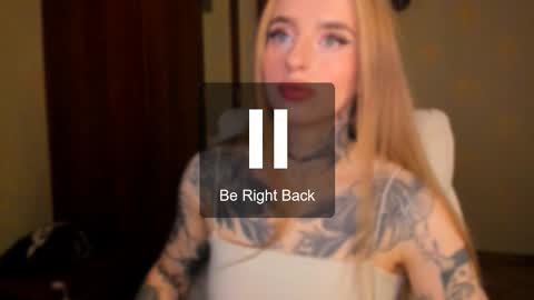 Snapshot of harley_kimm chatting on October 26, 5:46 am Julia online show from October 26, 5:46 am