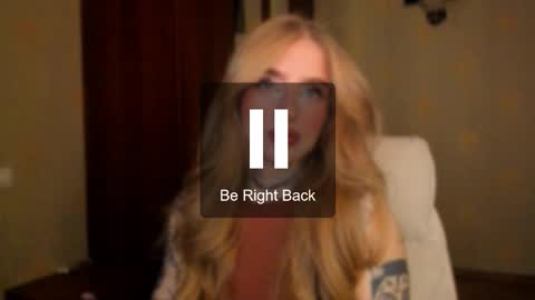 Julia online show from November 10, 5:28 am