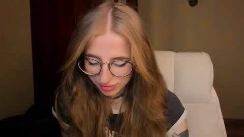 Julia online show from November 29, 5:21 am