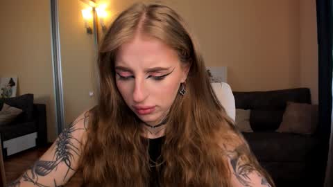 Julia online show from March 23, 4:49 am