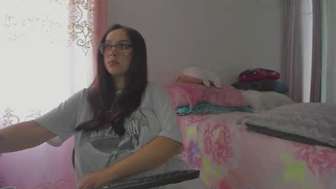 Natii  online show from February 22, 3:32 pm