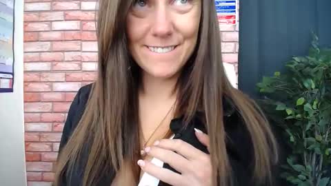 harleyrebz online show from November 17, 12:22 pm