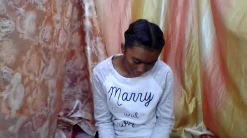 Snapshot of harliva chatting on July 13, 5:38 pm harliva online show from July 13, 5:38 pm