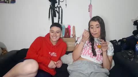 Snapshot of harly_jocker chatting on December 26, 9:47 pm online show from December 26, 9:47 pm