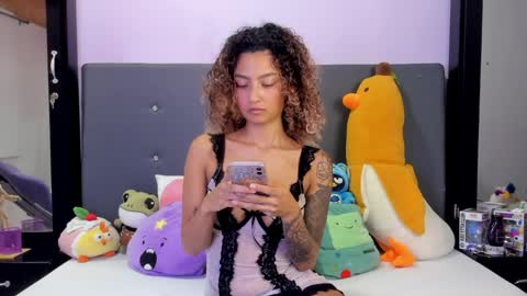 Harmony Hill online show from April 13, 2:17 am