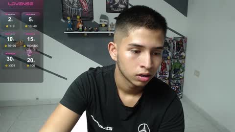 Snapshot of harold_18_ chatting on December 13, 6:59 pm harold_18_ online show from December 13, 6:59 pm