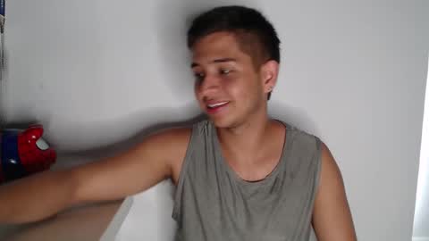 Snapshot of harold_18_ chatting on December 5, 7:10 pm harold_18_ online show from December 5, 7:10 pm