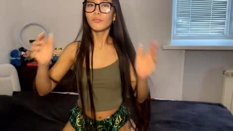 Naomi online show from October 17, 1:09 am