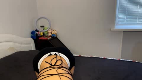 Naomi online show from October 19, 1:06 am