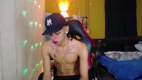 Snapshot of harry_jhonsonn chatting on January 13, 9:08 am Harry online show from January 13, 9:08 am