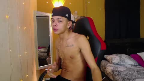 Snapshot of harry_jhonsonn chatting on January 15, 4:47 am Harry online show from January 15, 4:47 am