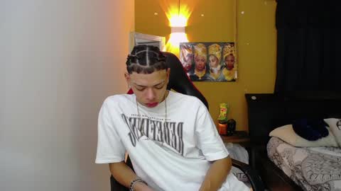 Snapshot of harry_jhonsonn chatting on February 4, 3:33 am Harry online show from February 4, 3:33 am