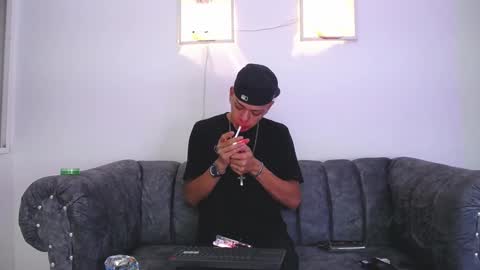 Snapshot of harry_jhonsonn chatting on February 12, 1:41 am Harry online show from February 12, 1:41 am