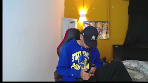 Snapshot of harry_jhonsonn chatting on March 10, 2:39 am Harry online show from March 10, 2:39 am