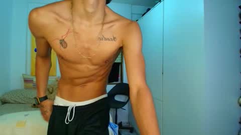 Snapshot of harry_jhonsonn chatting on September 10, 2:50 pm Harry online show from September 10, 2:50 pm