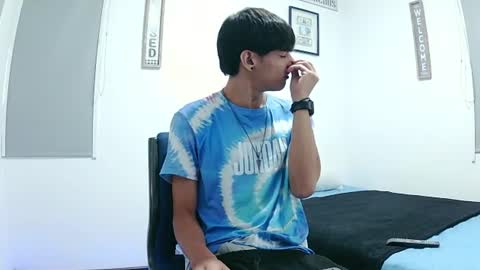 Snapshot of harrythomson1 chatting on July 4, 3:18 pm harry thomson online show from July 4, 3:18 pm