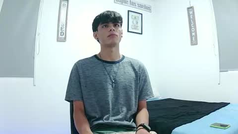 Snapshot of harrythomson1 chatting on July 12, 8:11 pm harry thomson online show from July 12, 8:11 pm