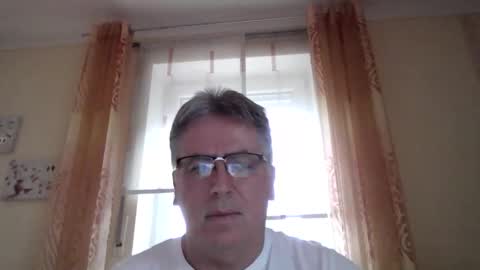 Snapshot of hartl67 chatting on December 18, 2:45 pm hartl67 online show from December 18, 2:45 pm