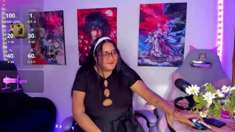 karen  online show from February 25, 1:04 am