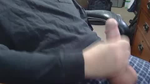 Snapshot of hashtagsorcerer chatting on April 7, 11:43 am boner man online show from April 7, 11:43 am