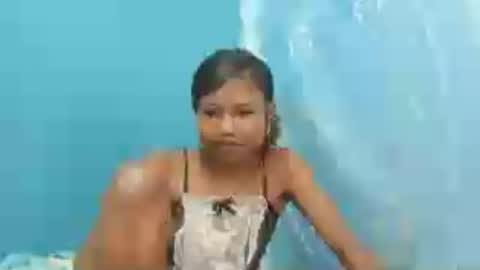 hasleyinah online show from August 1, 10:36 am