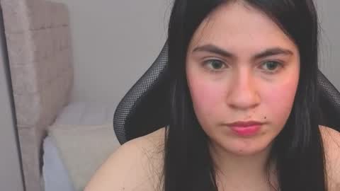 hasszul_2 online show from April 15, 6:59 pm