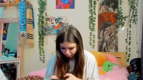 HateEmotions online show from October 4, 11:41 am