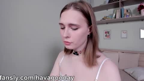 Mia online show from February 27, 6:13 am