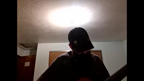 Snapshot of hawktalon007 chatting on September 23, 2:58 am Robert online show from September 23, 2:58 am