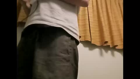 Snapshot of hawktalon007 chatting on October 18, 4:15 am Robert online show from October 18, 4:15 am