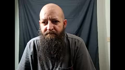 Snapshot of hawktalon007 chatting on February 10, 2:59 am Robert online show from February 10, 2:59 am