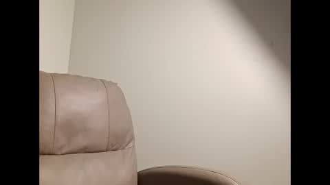 Robert online show from March 5, 4:19 am