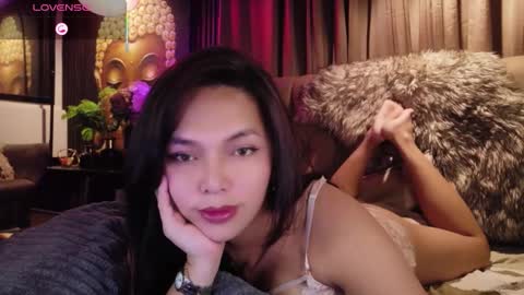 Snapshot of hay_fa chatting on October 17, 10:07 am HAYFA online show from October 17, 10:07 am