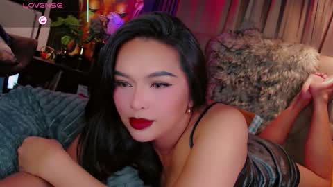 Snapshot of hay_fa chatting on November 13, 6:45 am HAYFA online show from November 13, 6:45 am