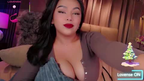 Snapshot of hay_fa chatting on December 19, 5:03 am HAYFA online show from December 19, 5:03 am