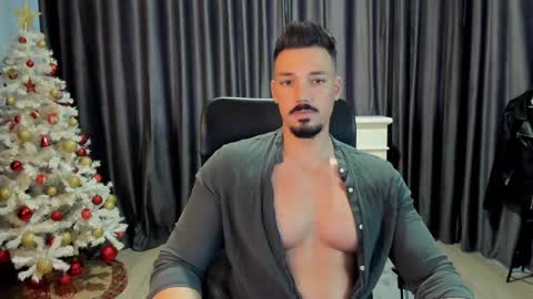 HaydenSpears online show from December 14, 10:45 am