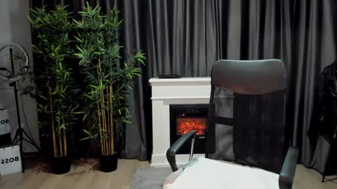 HaydenSpears online show from January 13, 4:30 pm