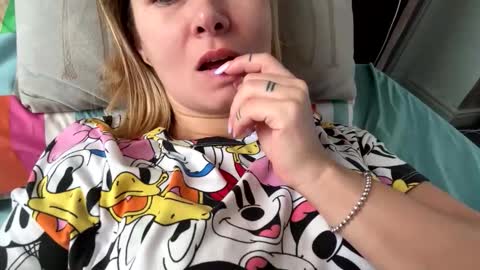 Hayle online show from October 27, 8:29 am