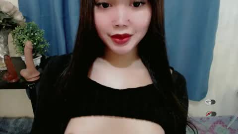 Snapshot of haylee_slut chatting on January 4, 4:33 am haylee online show from January 4, 4:33 am