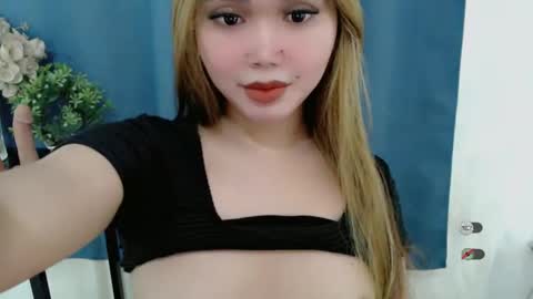 Snapshot of haylee_slut chatting on January 29, 9:55 am haylee online show from January 29, 9:55 am