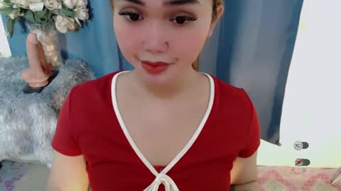 Snapshot of haylee_slut chatting on February 15, 2:37 am haylee online show from February 15, 2:37 am