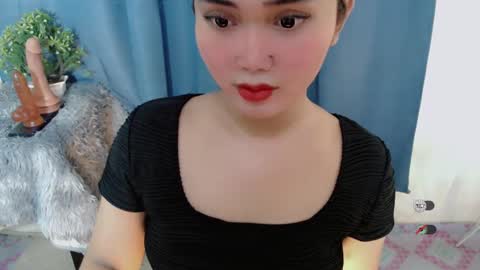 Snapshot of haylee_slut chatting on February 19, 6:33 am haylee online show from February 19, 6:33 am