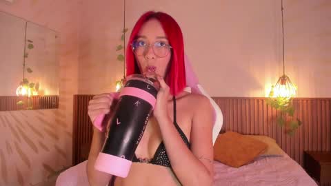 haylenpark online show from May 5, 3:14 am