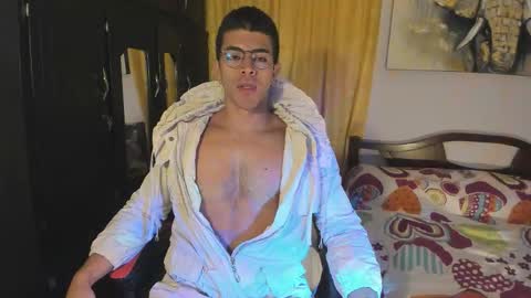 Snapshot of hazbinstudio chatting on October 27, 2:32 pm hazbinstudio online show from October 27, 2:32 pm