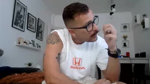 haze_john online show from April 17, 11:13 am