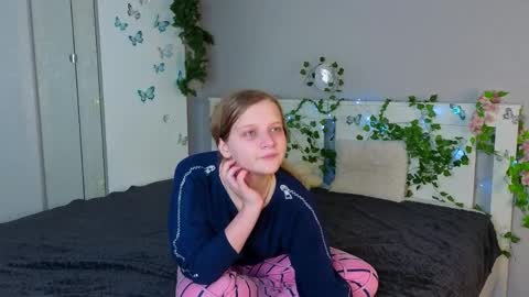 Jenny online show from March 30, 3:35 pm