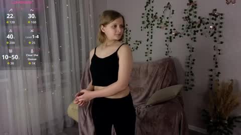 Jenny online show from April 9, 4:23 pm