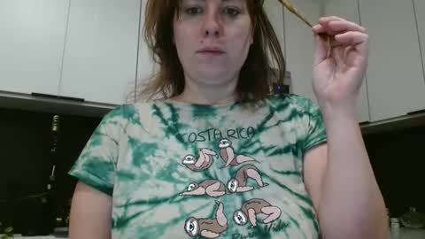 Hazel online show from March 29, 2:06 pm