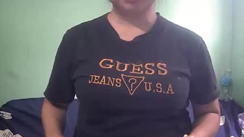 Snapshot of hazeldhane chatting on October 29, 4:48 am hazeldhane online show from October 29, 4:48 am