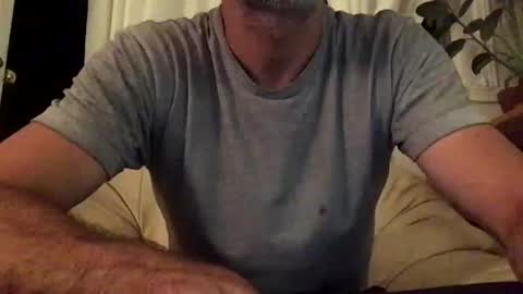 hazelsinclair online show from August 6, 2:57 am